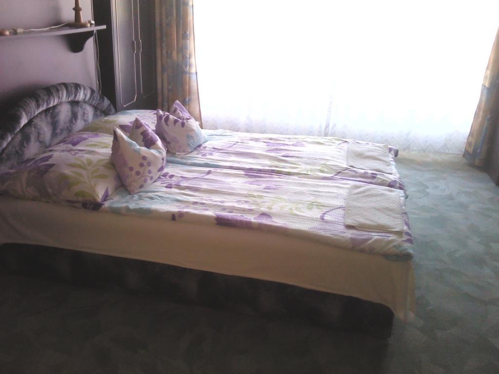 Napfeny Apartment Keszthely Værelse billede