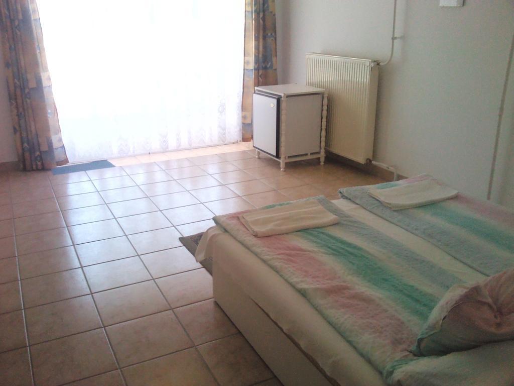 Napfeny Apartment Keszthely Værelse billede