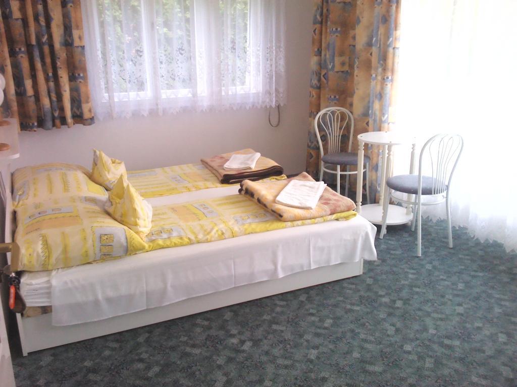 Napfeny Apartment Keszthely Værelse billede